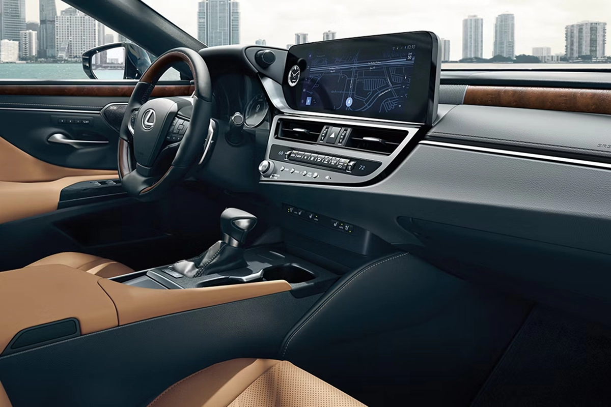 Lexus ES300 (1)
