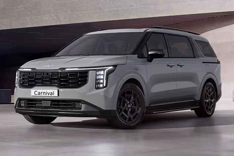 Luxury SUV limousine available for hire in Dubai