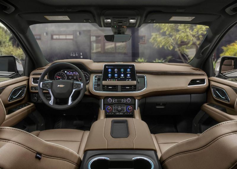 Luxury SUV limousine available for hire in Dubai